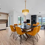 Lauret With Hot-tub, Sauna, Heated Pool, 3 En Bedrooms Willa *